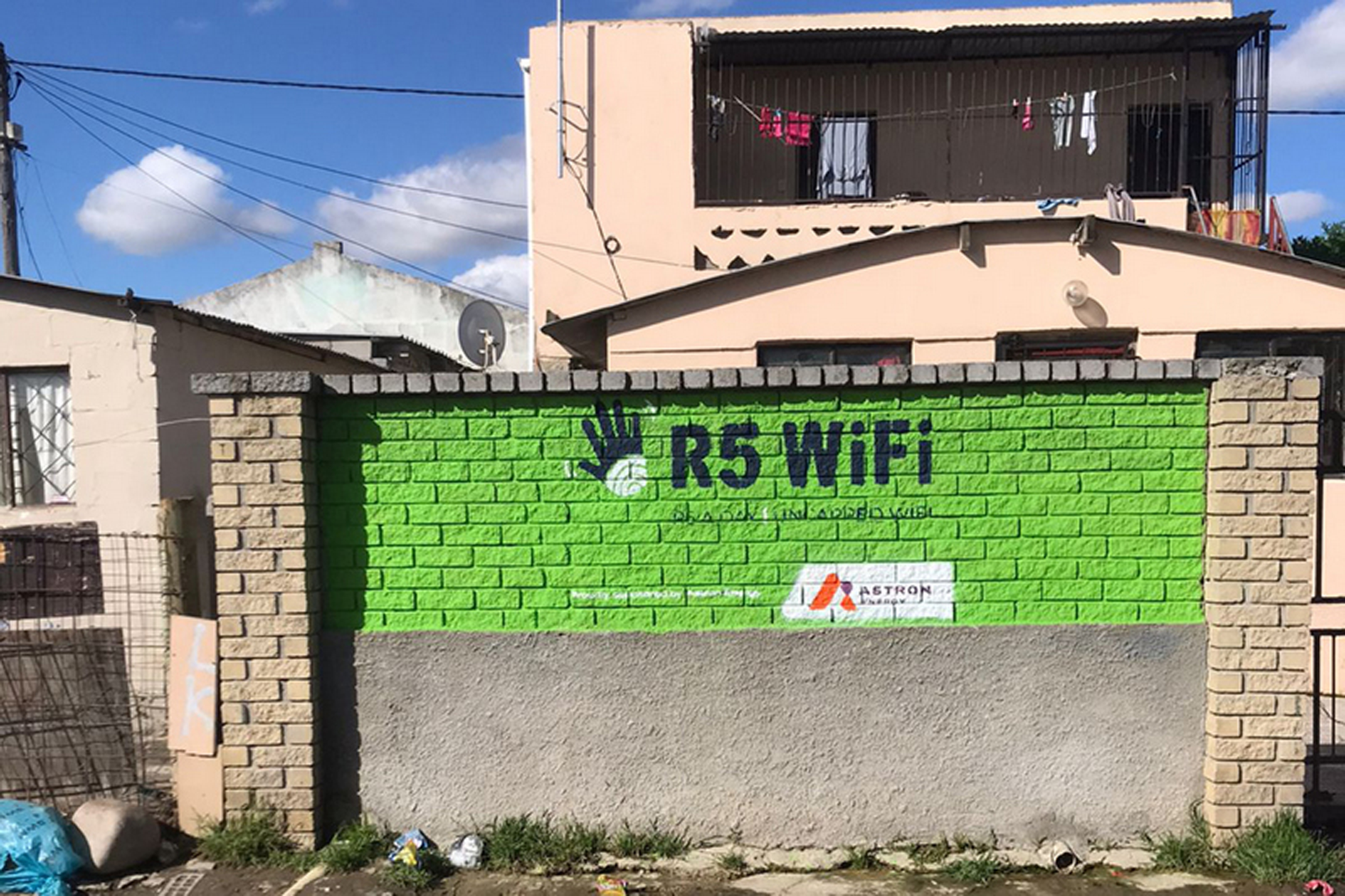 R5 WiFi - Astron Energy